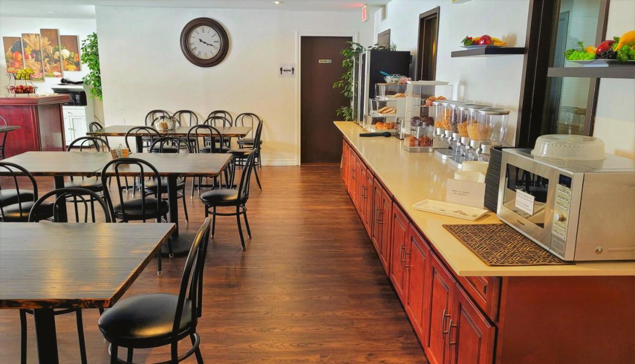 Hotel Et Le Chateauguay 3*